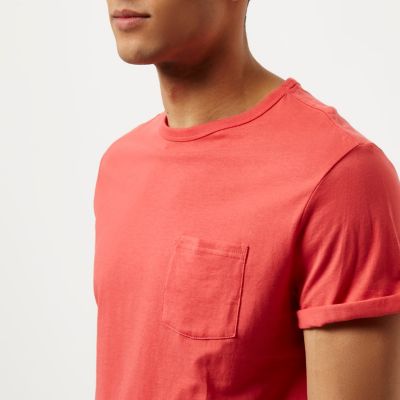Coral roll sleeve T-shirt
